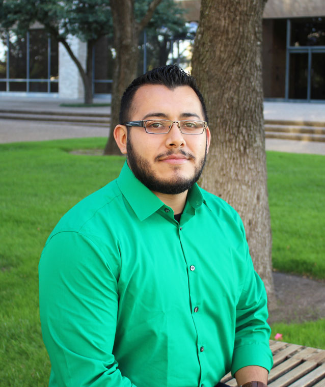 Huriel Saldivar | Apex Account Executive